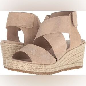 Like New - Eileen Fisher Willow Wedge Sandal - size 5.5 & 8.5